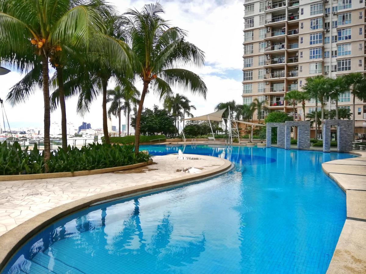 Apartment Subang Residence, Spacious With Balcony, Walking Distance To Summit, 5min To Sunway Subang Jaya