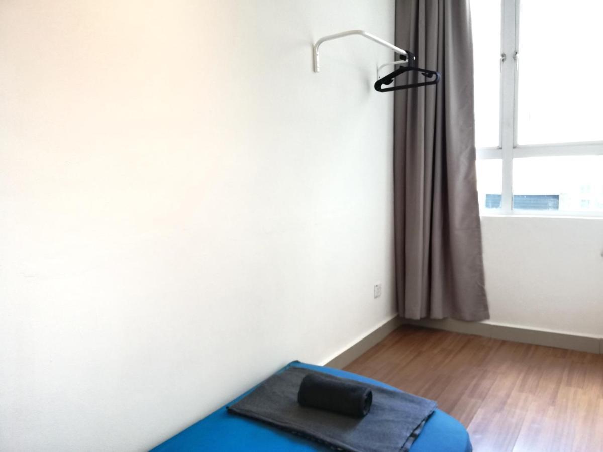 Subang Residence, Spacious With Balcony, Walking Distance To Summit, 5min To Sunway * Subang Jaya