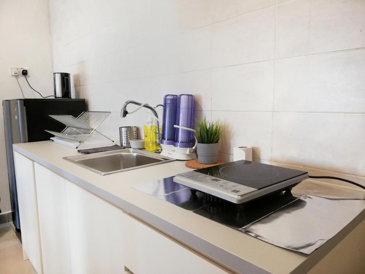 Subang Residence, Spacious With Balcony, Walking Distance To Summit, 5min To Sunway *
