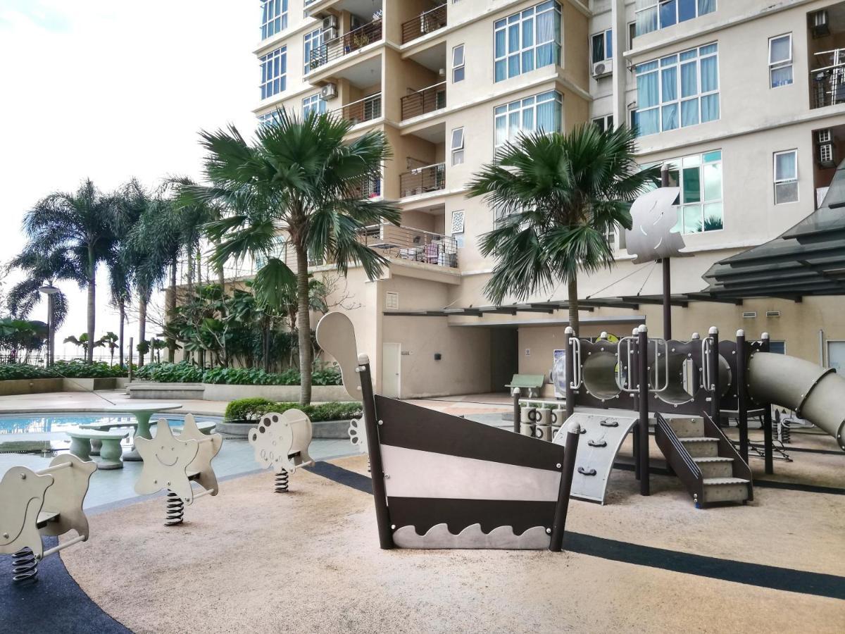 Apartment Subang Residence, Spacious With Balcony, Walking Distance To Summit, 5min To Sunway *